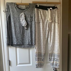 Kensie Gray and White Pajama 3 Piece Set for Relaxed Comfort